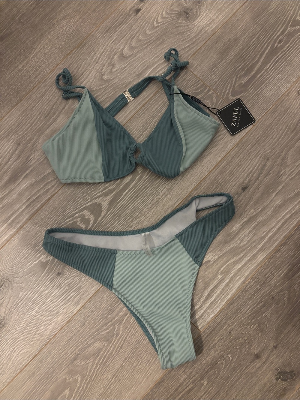Zaful Green Ribbed Bikini Sz L NWT